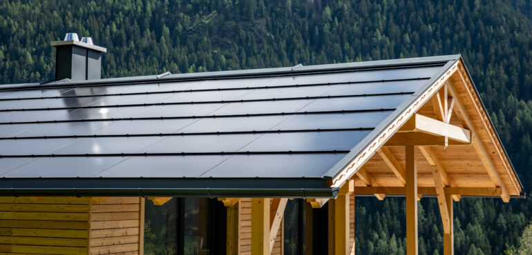 Anwendungsbeispiel Photovoltaik Indachlösung (c) Sonnenkraft