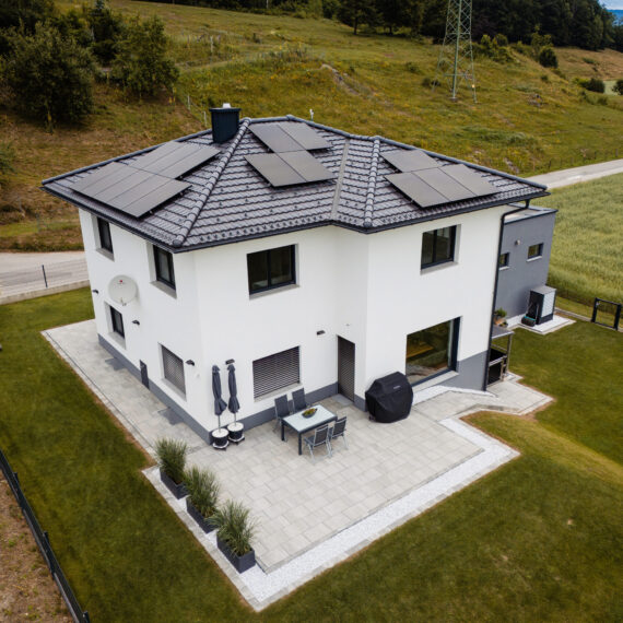 Aufdachanlage Walmdach