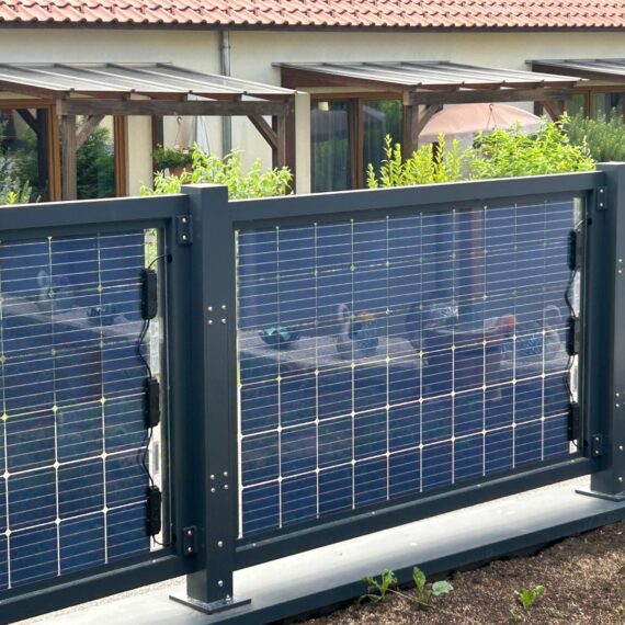 Vivatro Referenz PV Zaun liegend